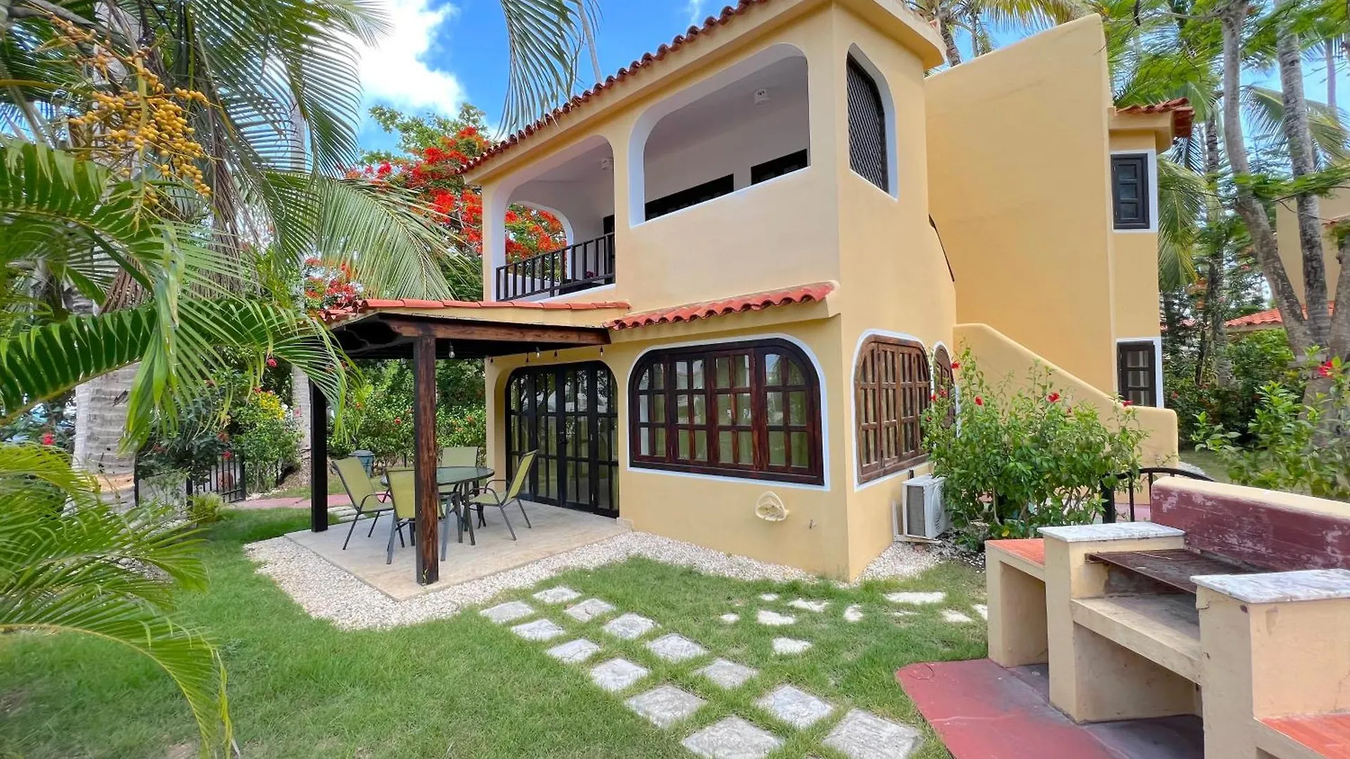 Olas De Los Corales - Villas And Suites Punta Cana