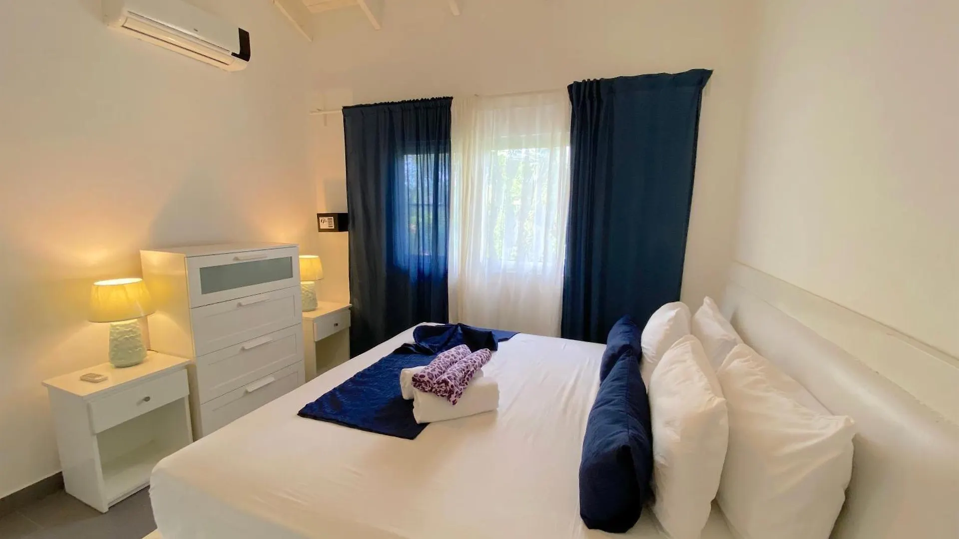 Aparthotel Olas De Los Corales - Villas And Suites Punta Cana