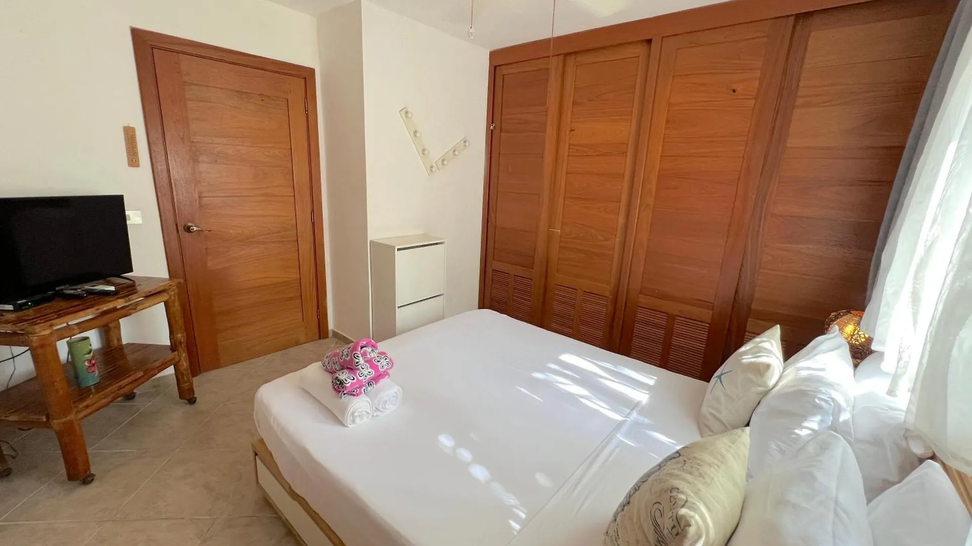 Olas De Los Corales - Villas And Suites Punta Cana 5*,