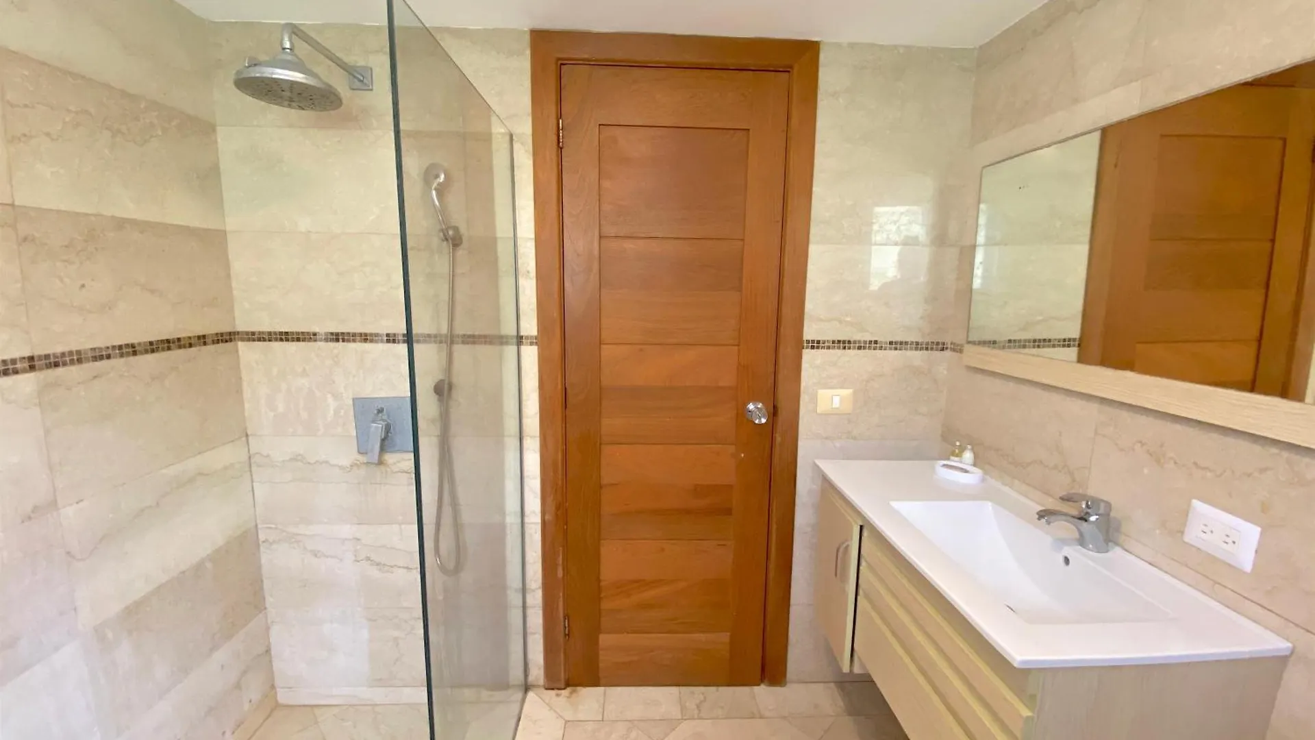 Apart Otel Olas De Los Corales - Villas And Suites Punta Cana